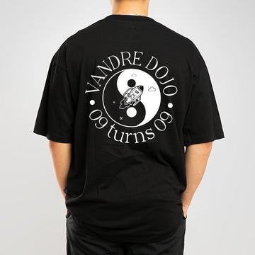 Vandre Dojo - Oversized T-Shirt